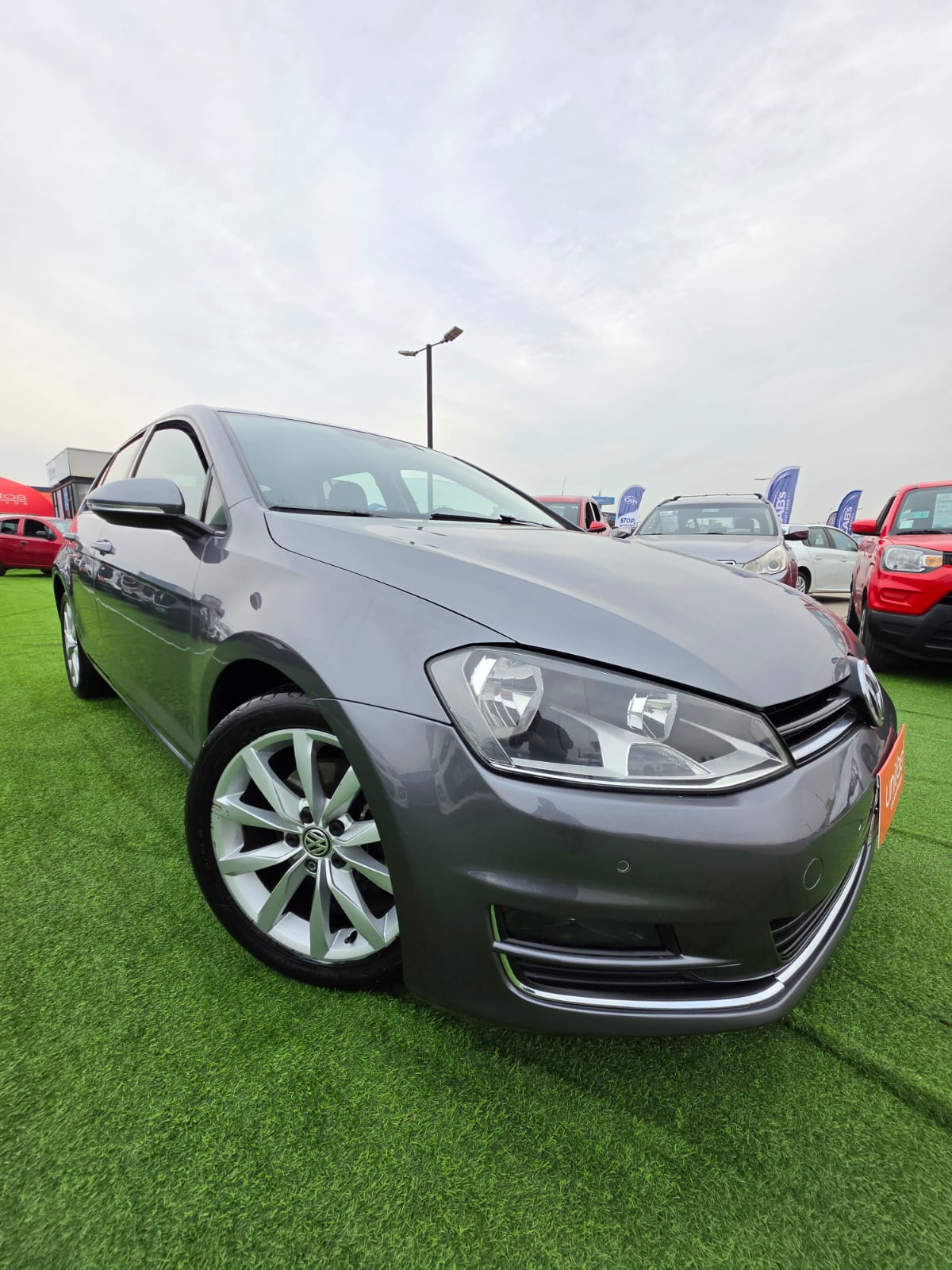 Volkswagen Golf — foto 4 de 40