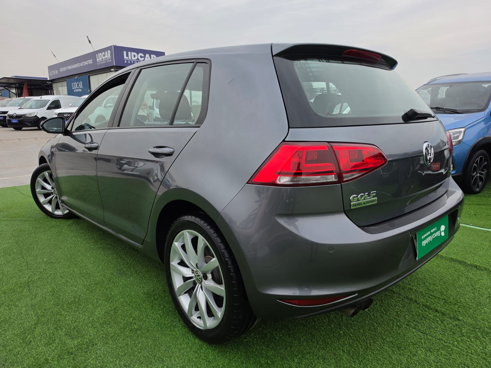 Volkswagen Golf — foto 9 de 40