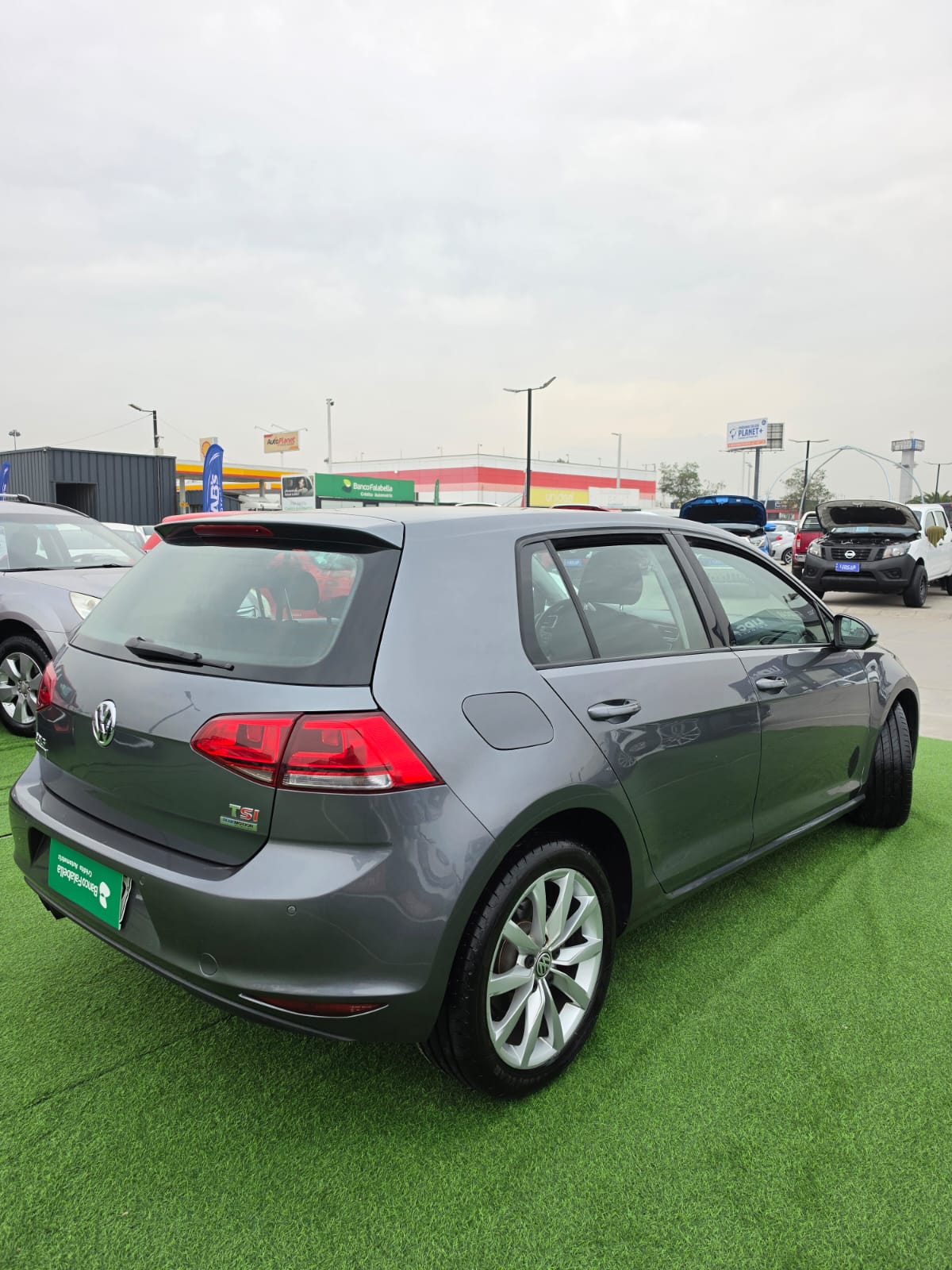 Volkswagen Golf — foto 38 de 40