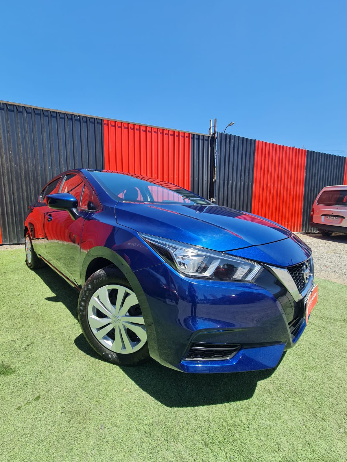 Nissan Versa — foto 6 de 33