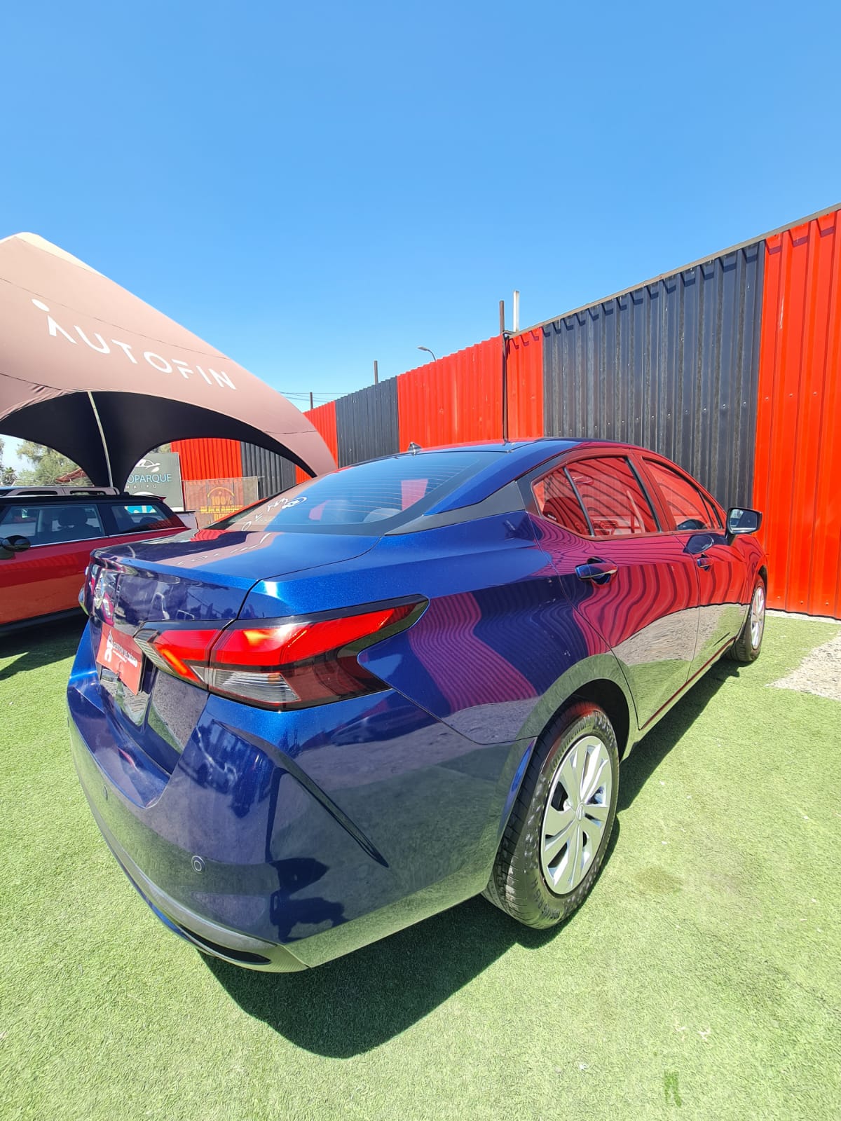 Nissan Versa — foto 32 de 33