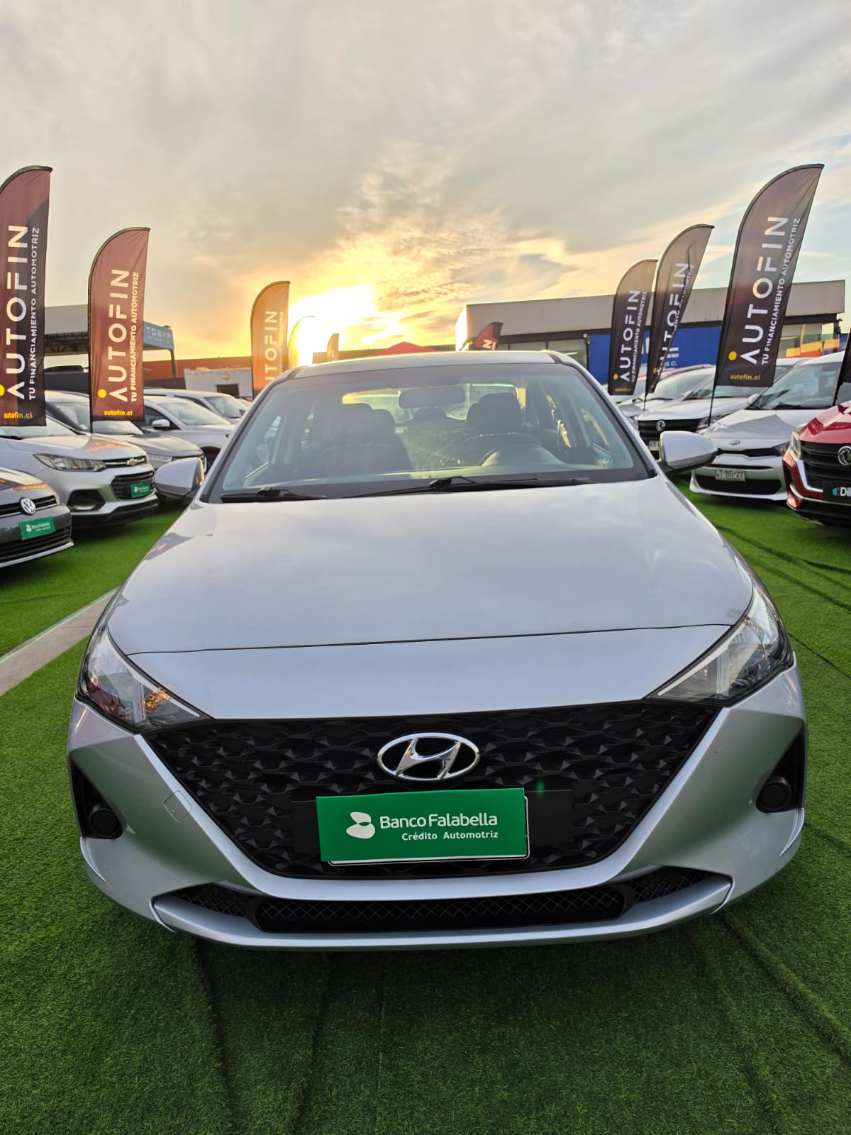 Hyundai Accent — foto 10 de 40