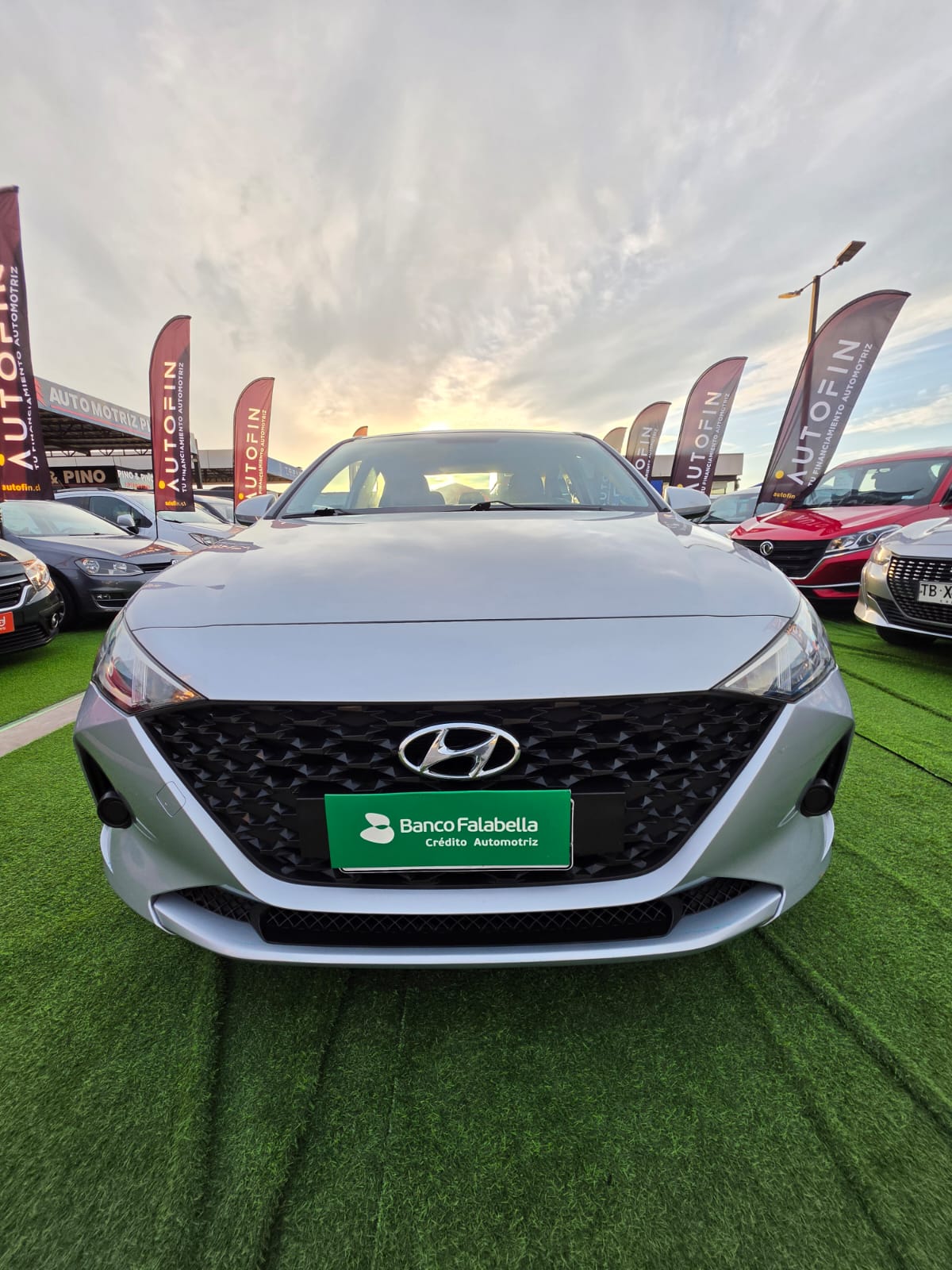 Hyundai Accent — foto 13 de 40