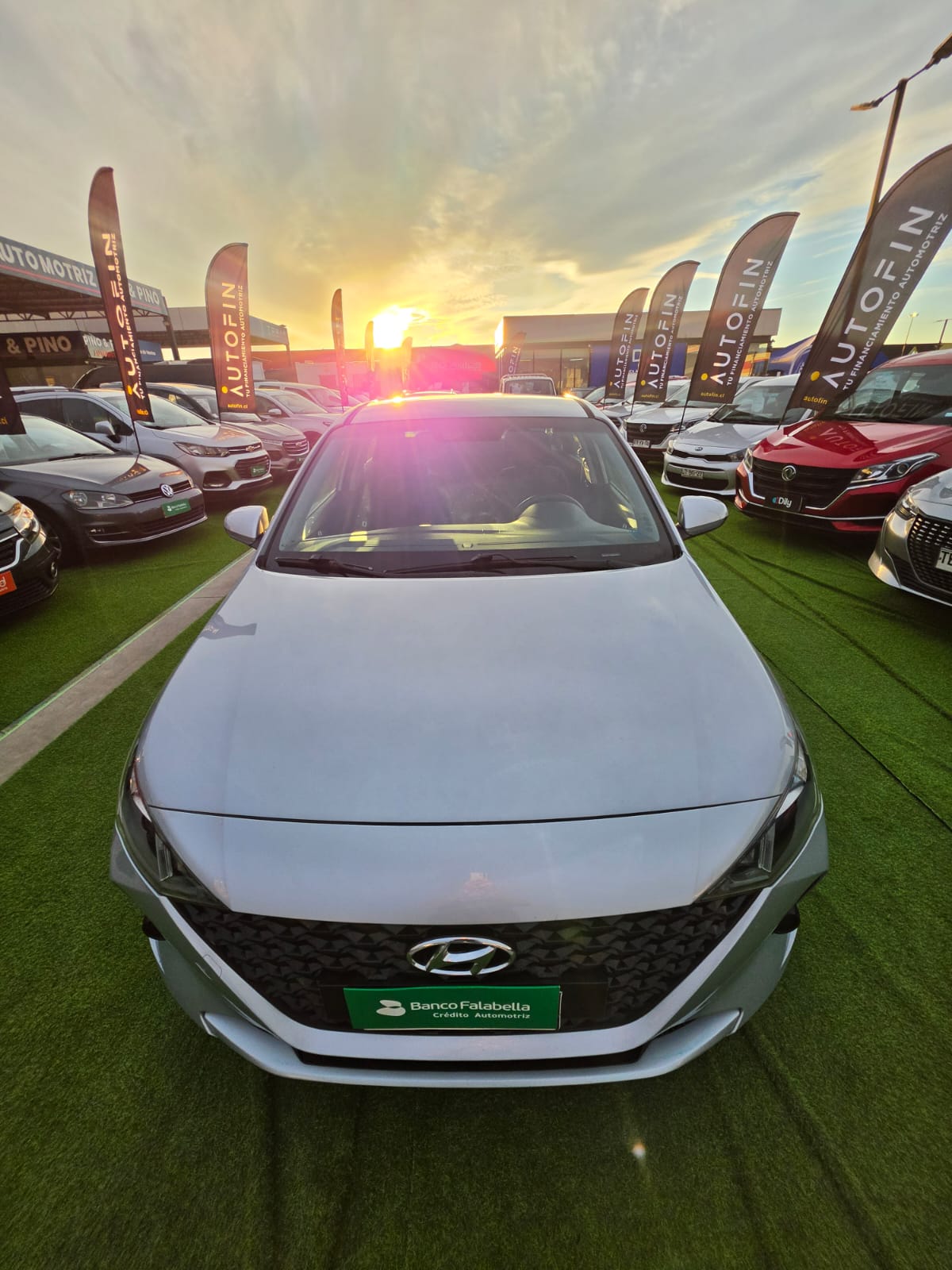 Hyundai Accent — foto 12 de 40