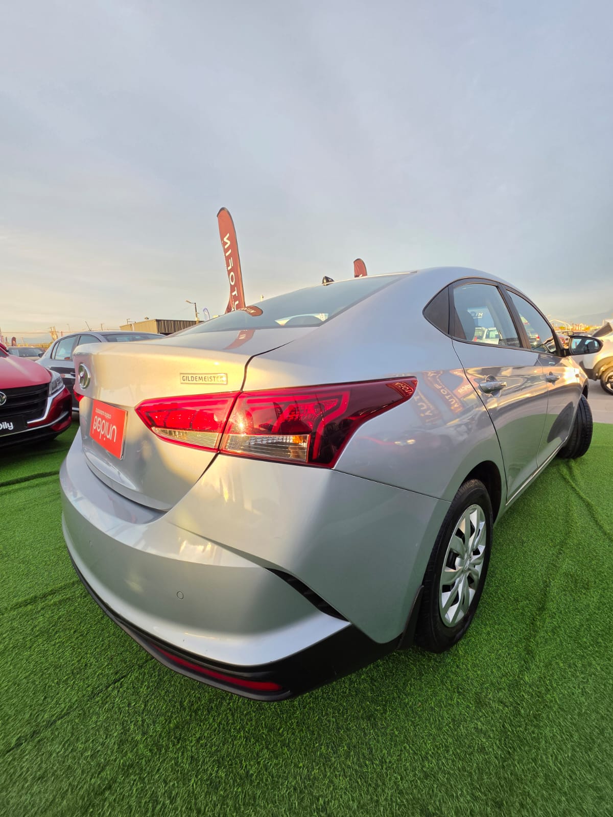 Hyundai Accent — foto 17 de 40