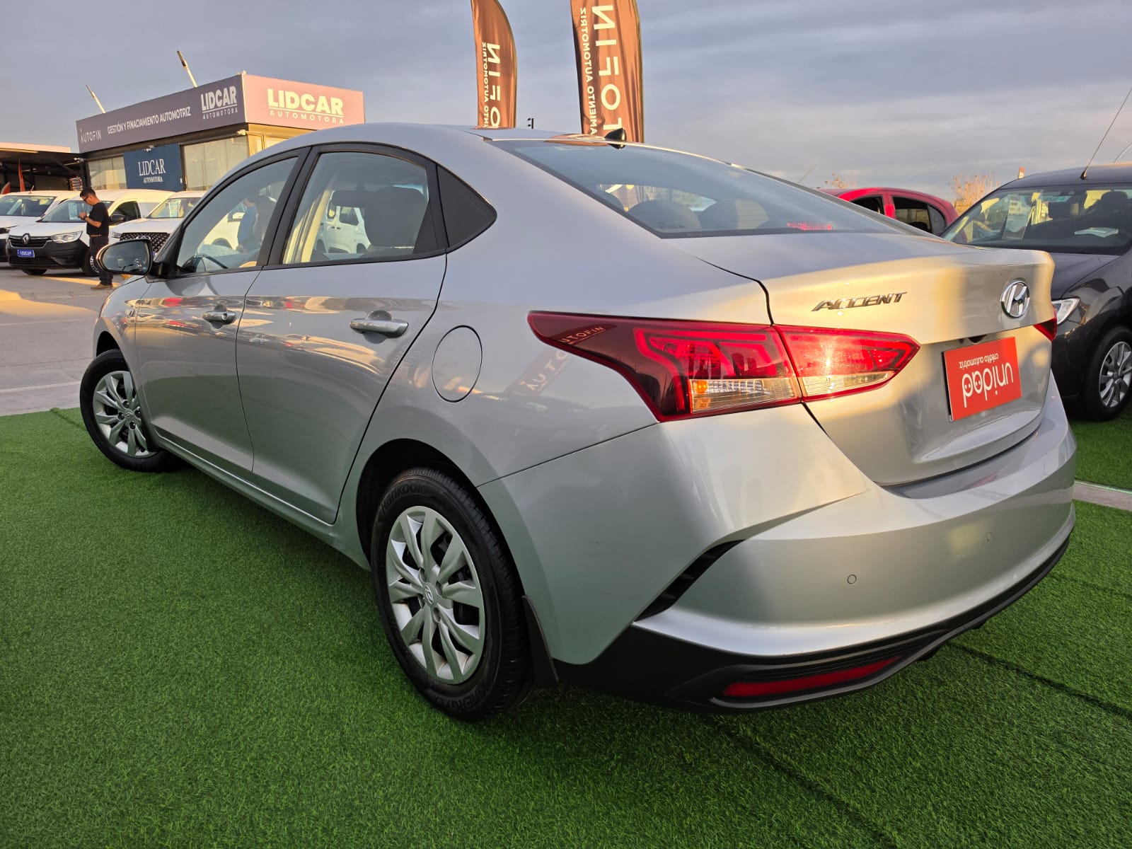 Hyundai Accent — foto 22 de 40