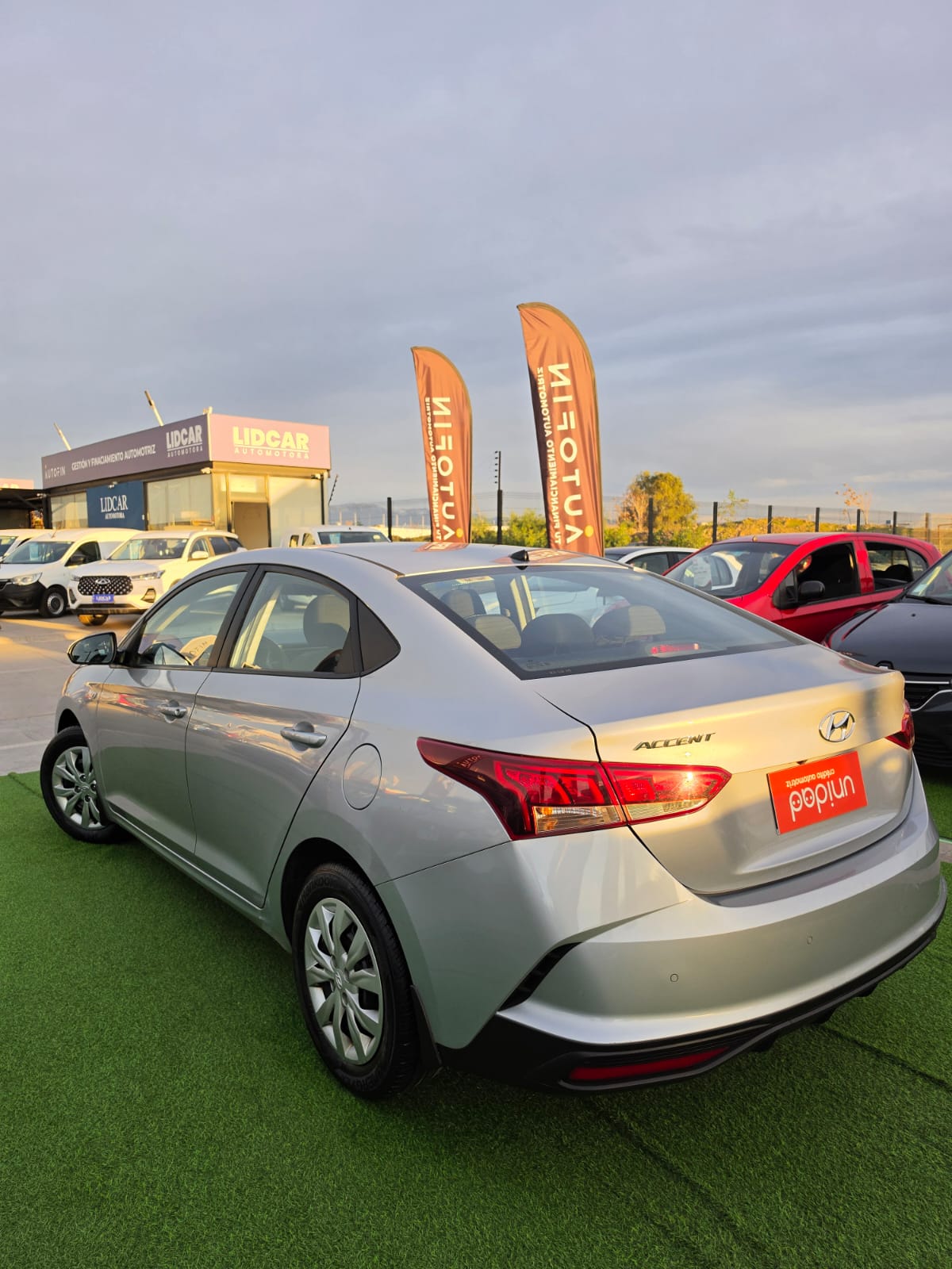 Hyundai Accent — foto 25 de 40