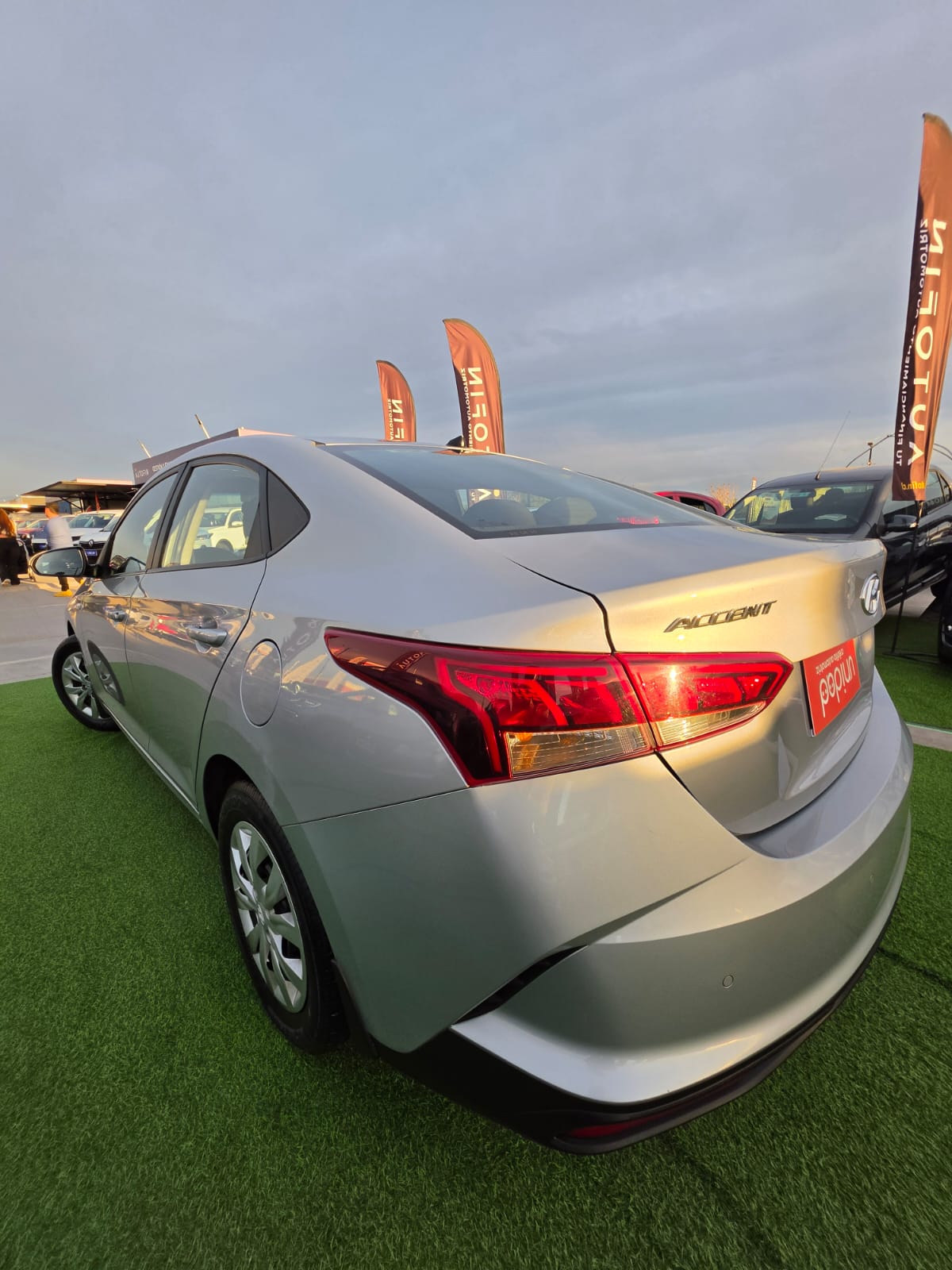 Hyundai Accent — foto 24 de 40