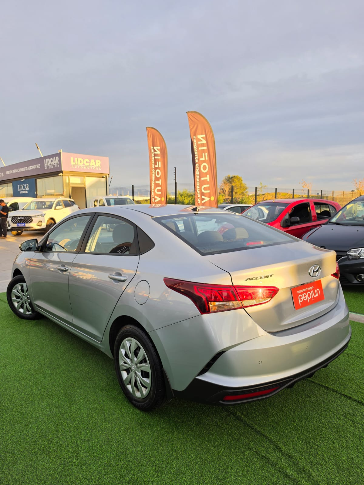 Hyundai Accent — foto 23 de 40