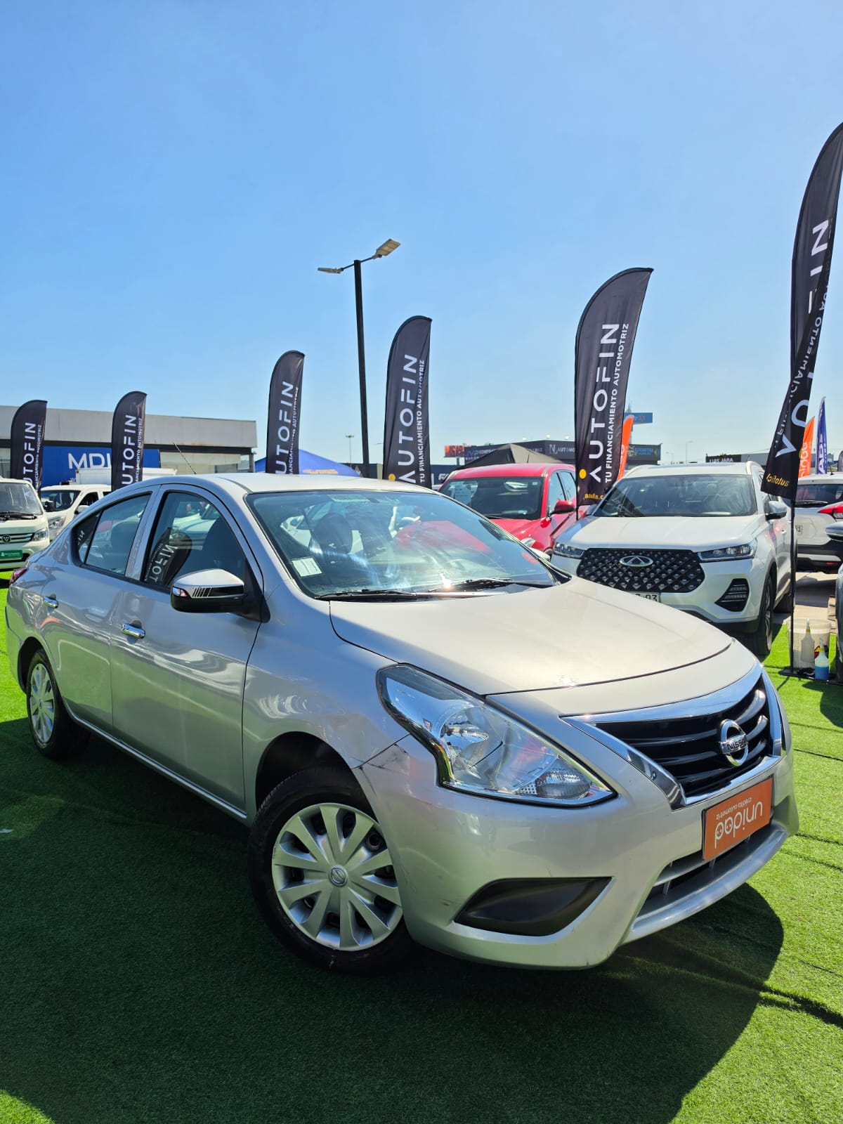 Nissan Versa — foto 3 de 40
