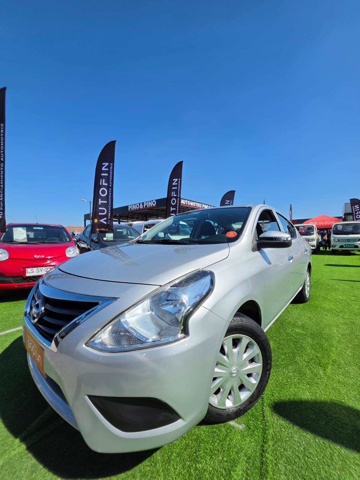 Nissan Versa — foto 19 de 40