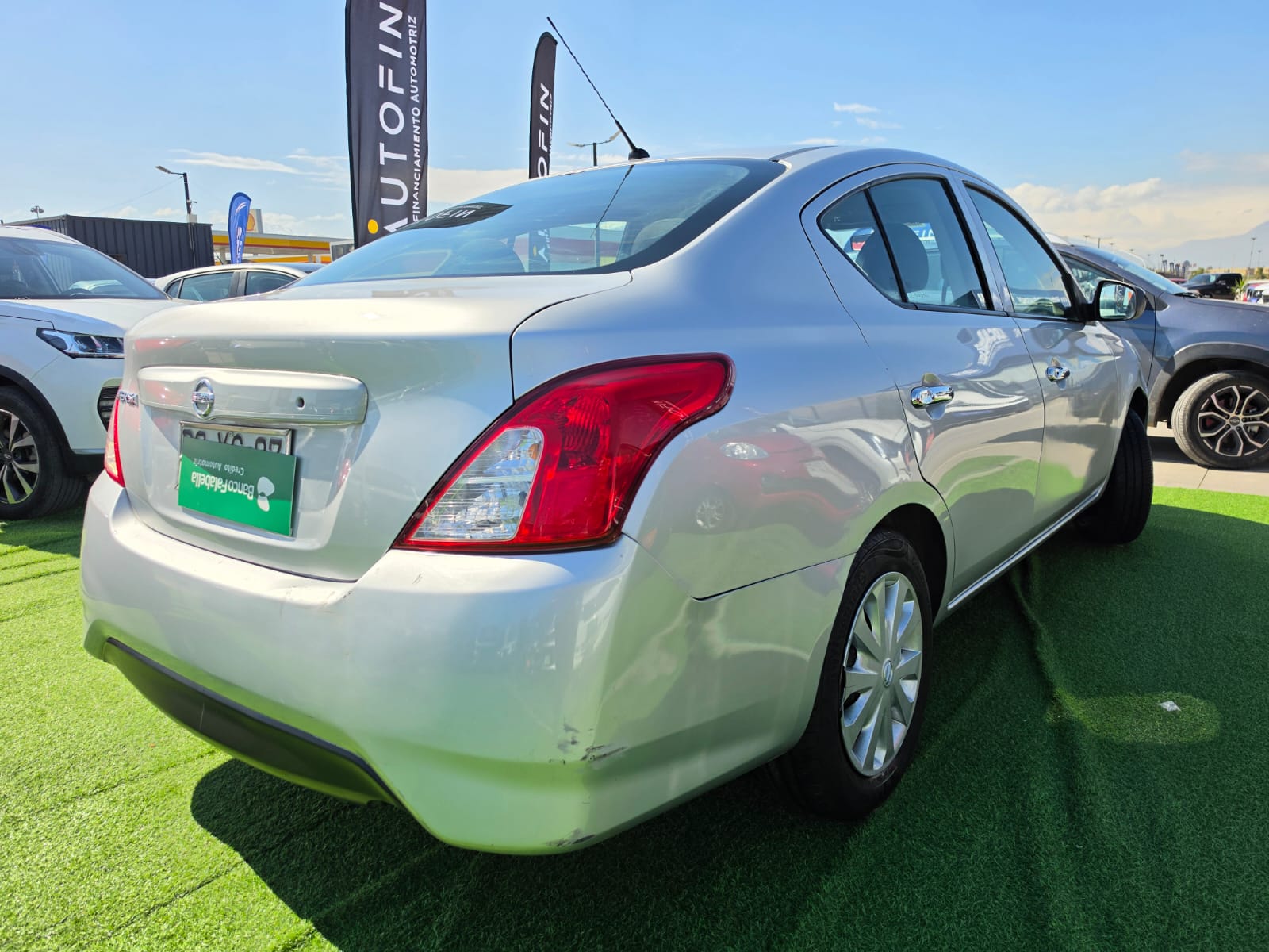 Nissan Versa — foto 28 de 40