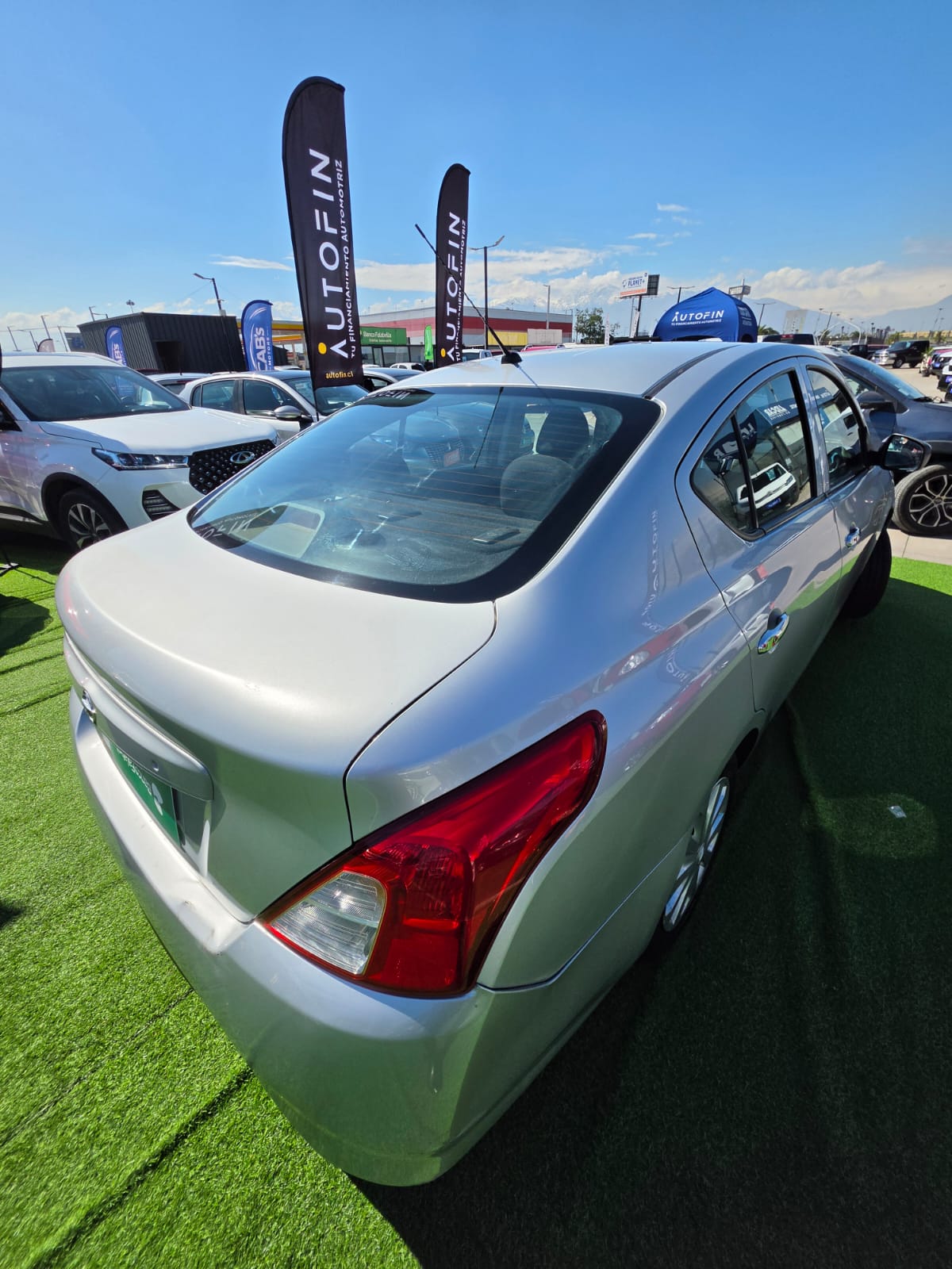 Nissan Versa — foto 25 de 40