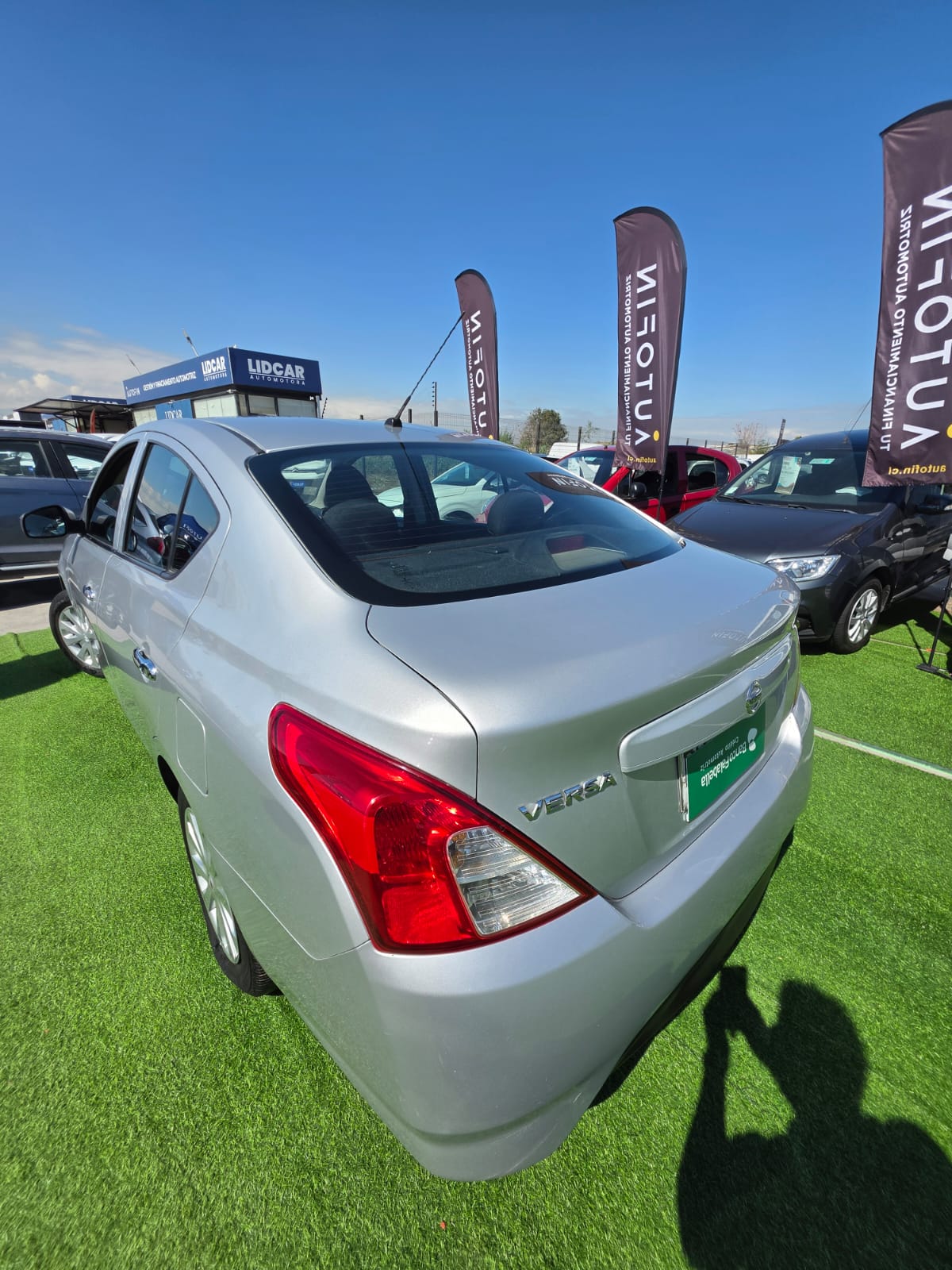 Nissan Versa — foto 30 de 40