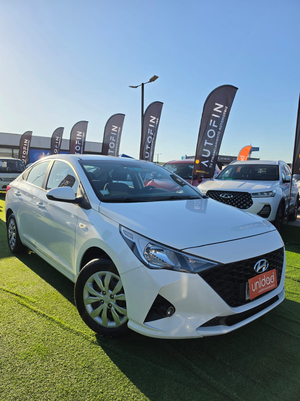 Hyundai Accent — foto 6 de 40