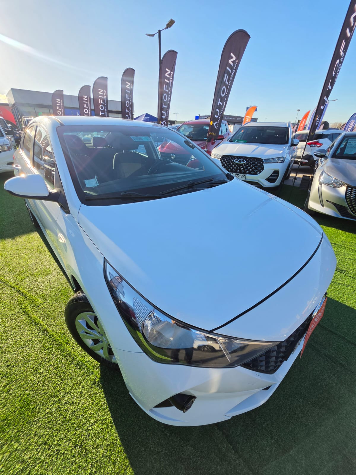Hyundai Accent — foto 7 de 40
