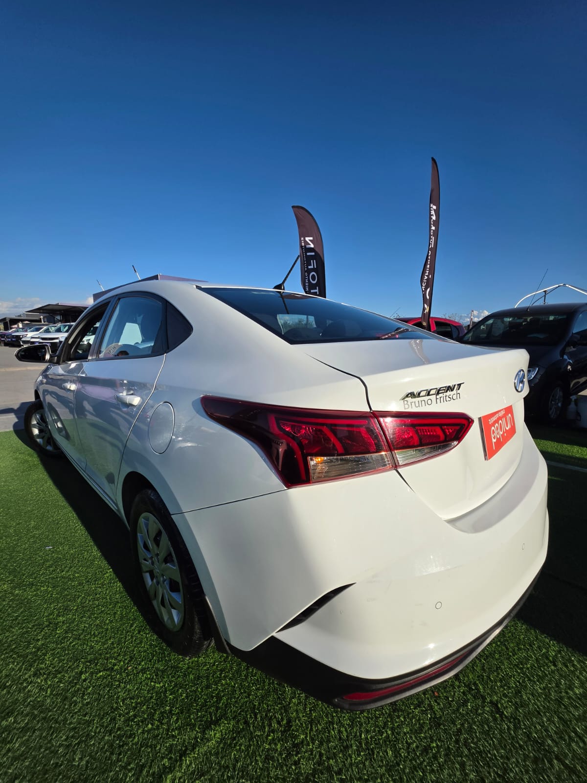 Hyundai Accent — foto 15 de 40