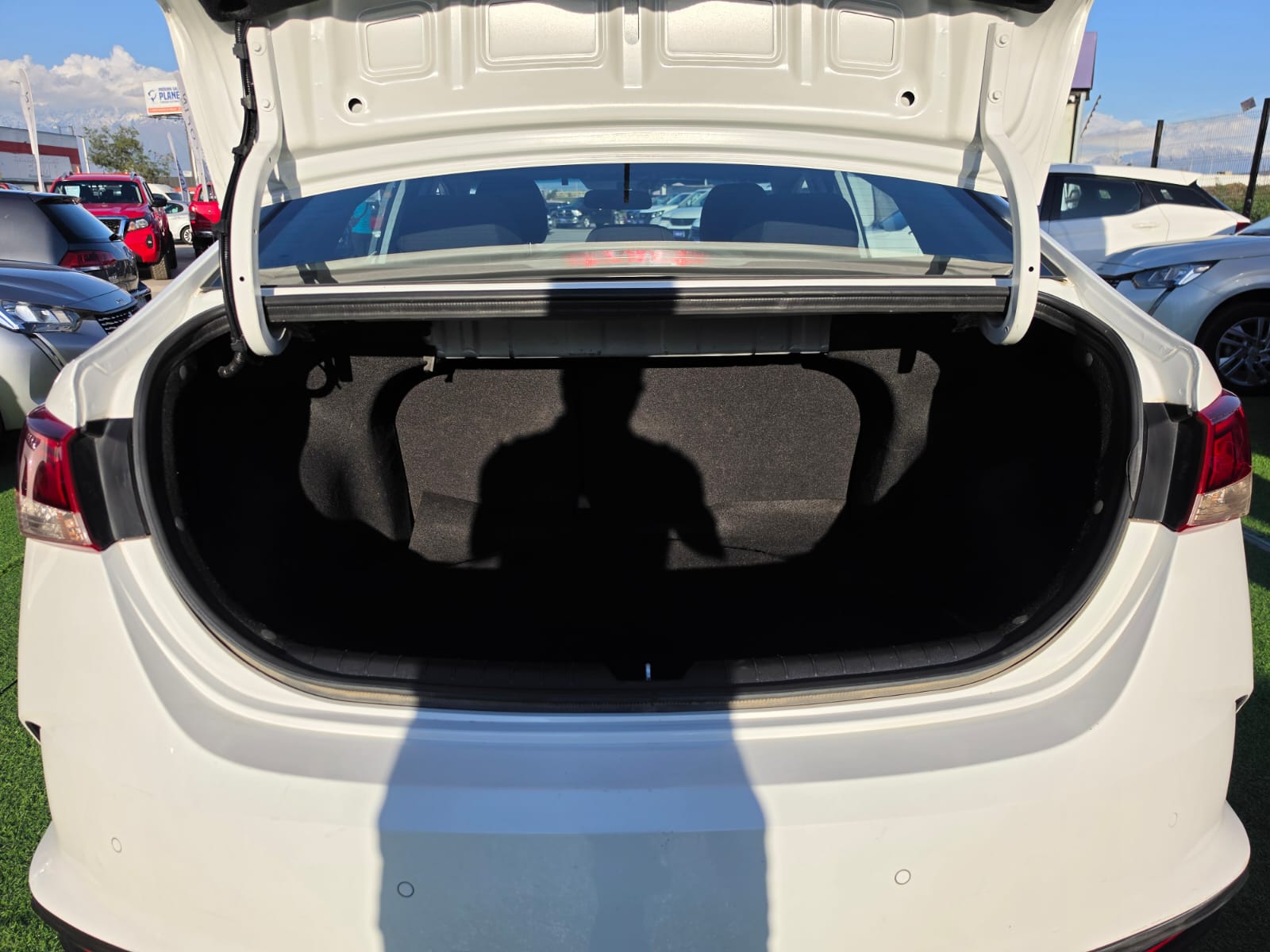 Hyundai Accent — foto 24 de 40