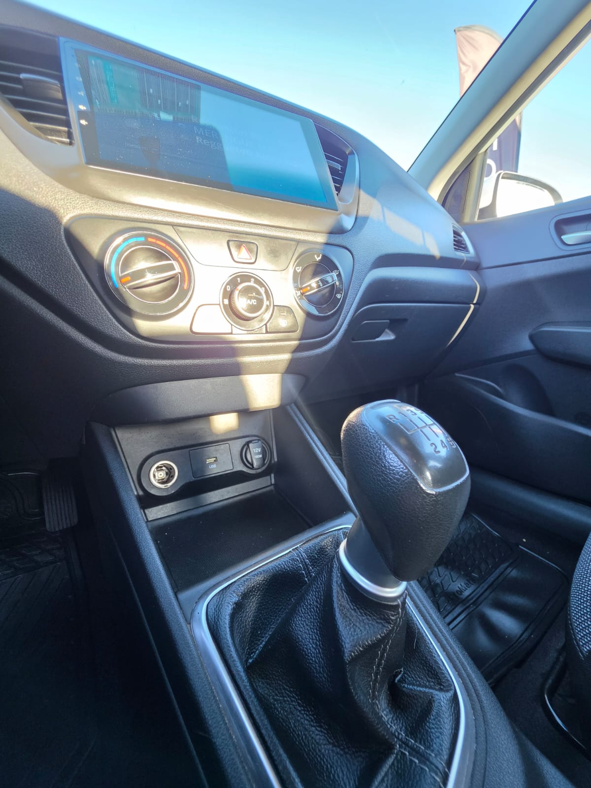Hyundai Accent — foto 26 de 40