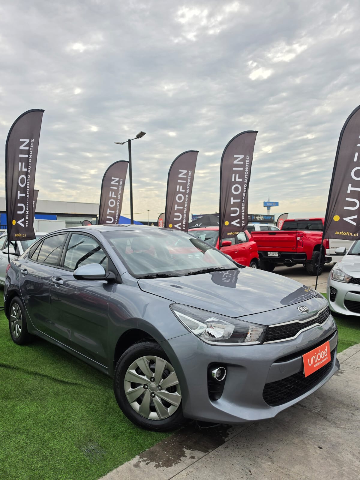 KIA Rio4 — foto 12 de 33