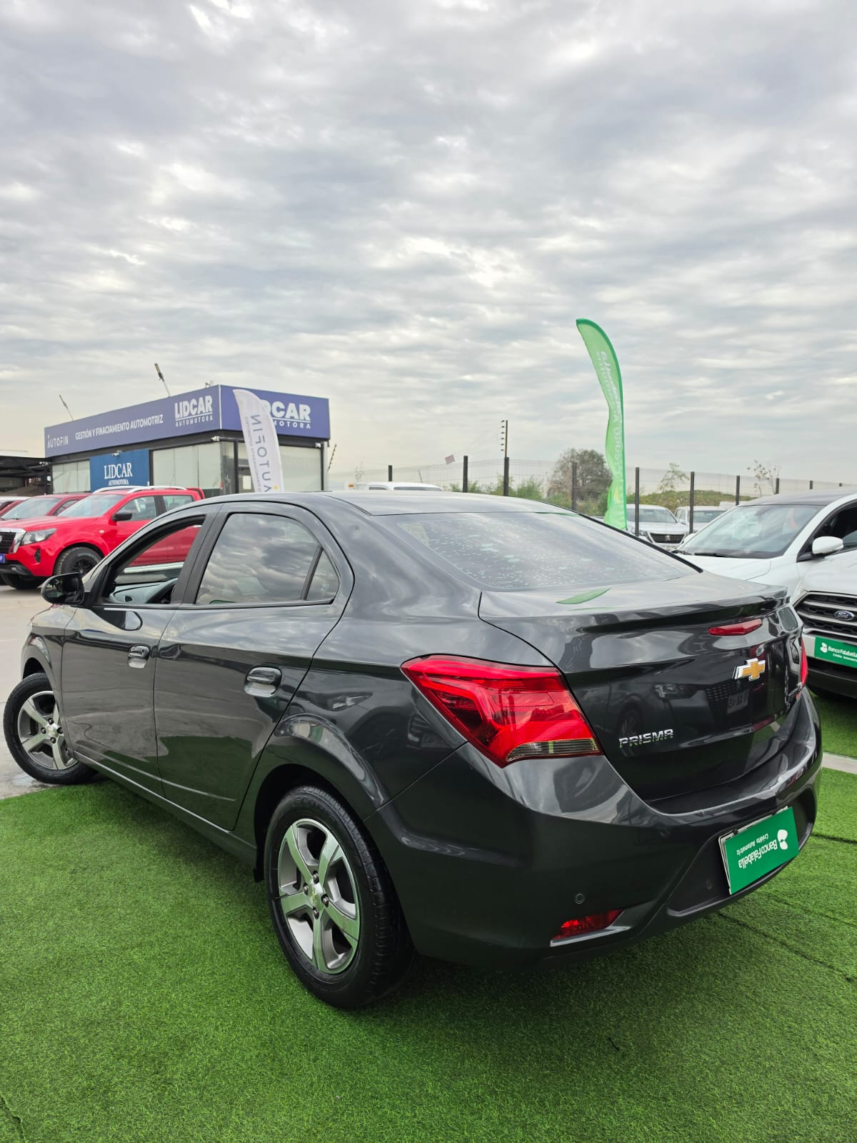 Chevrolet Prisma — foto 3 de 40