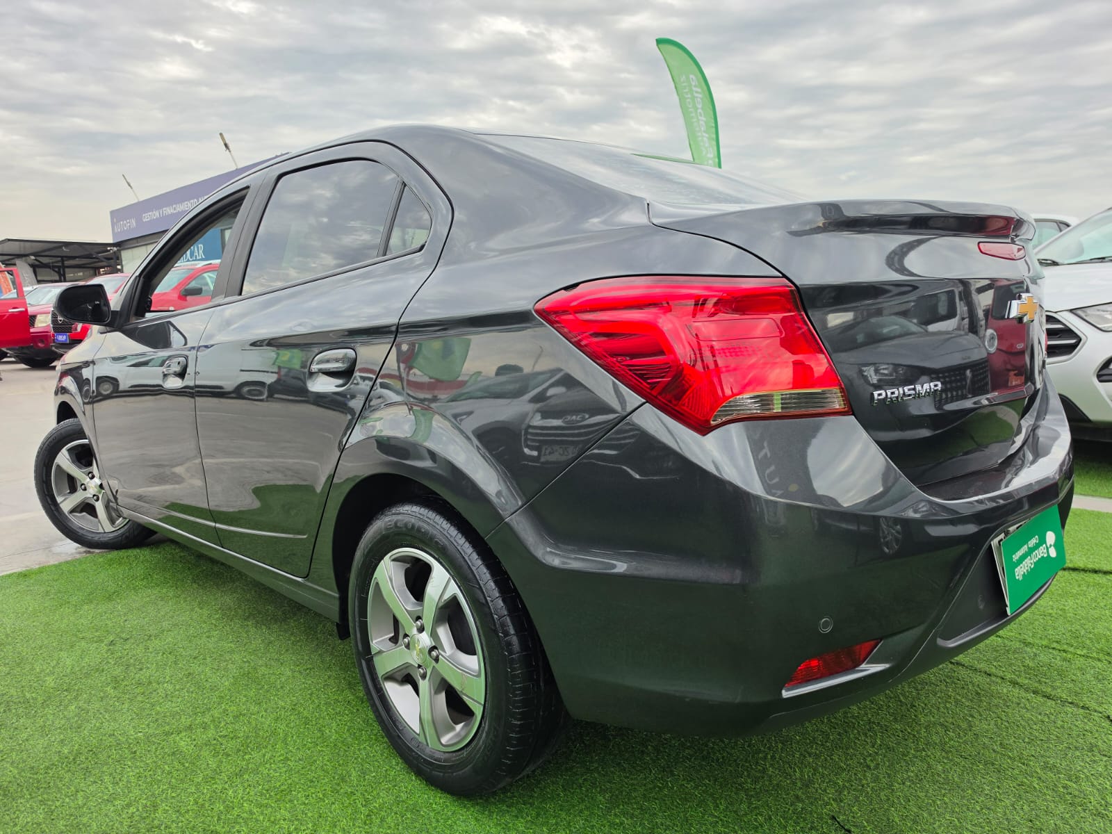 Chevrolet Prisma — foto 2 de 40