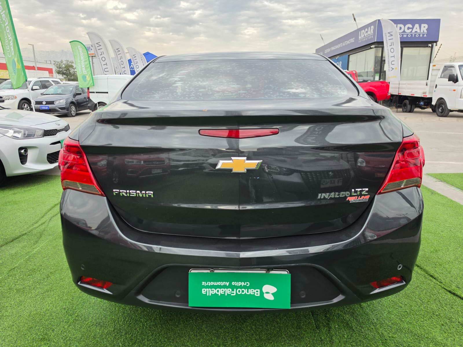 Chevrolet Prisma — foto 8 de 40