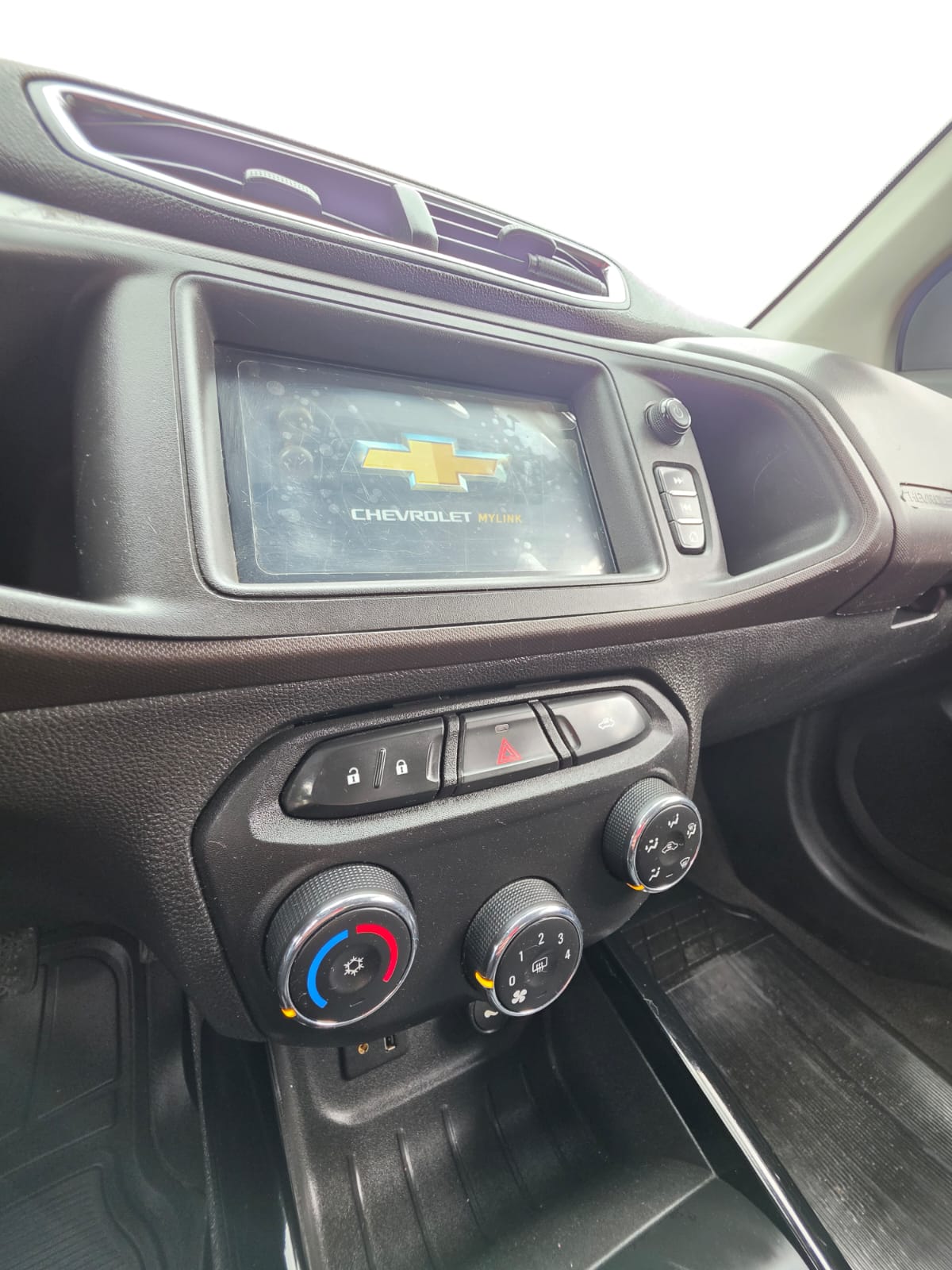 Chevrolet Prisma — foto 36 de 40