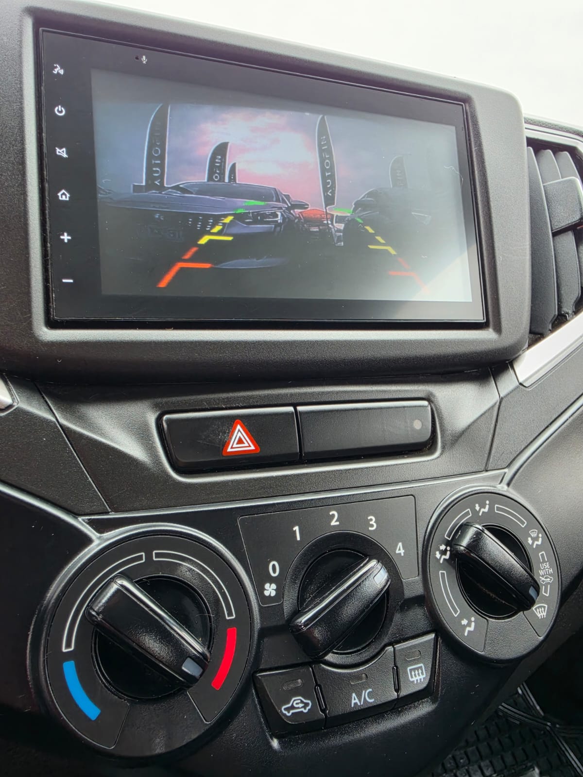 Suzuki Baleno — foto 30 de 39
