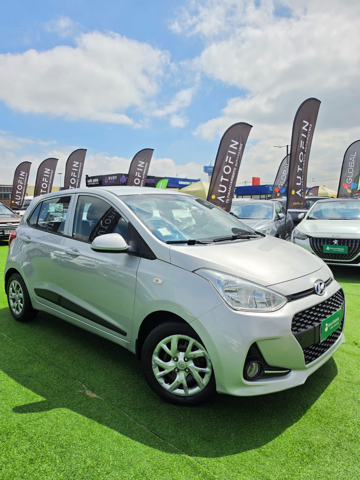Hyundai Grand I10 — foto 37 de 40