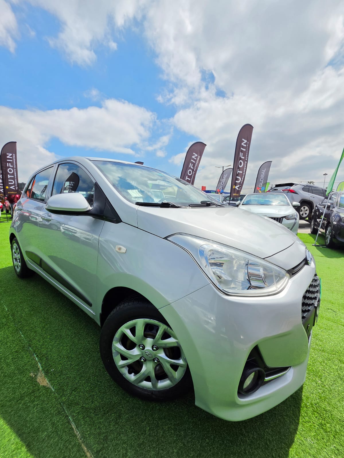Hyundai Grand I10 — foto 35 de 40