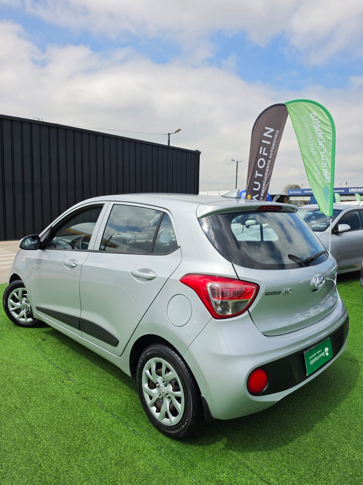 Hyundai Grand I10 — foto 27 de 40