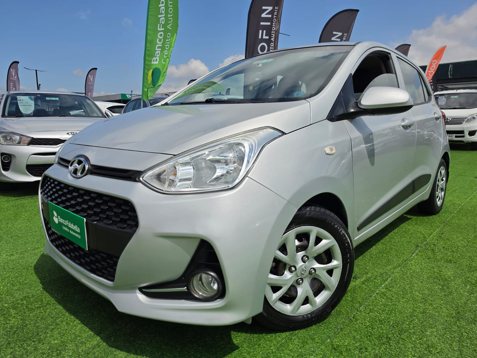 Hyundai Grand I10 — foto 15 de 40