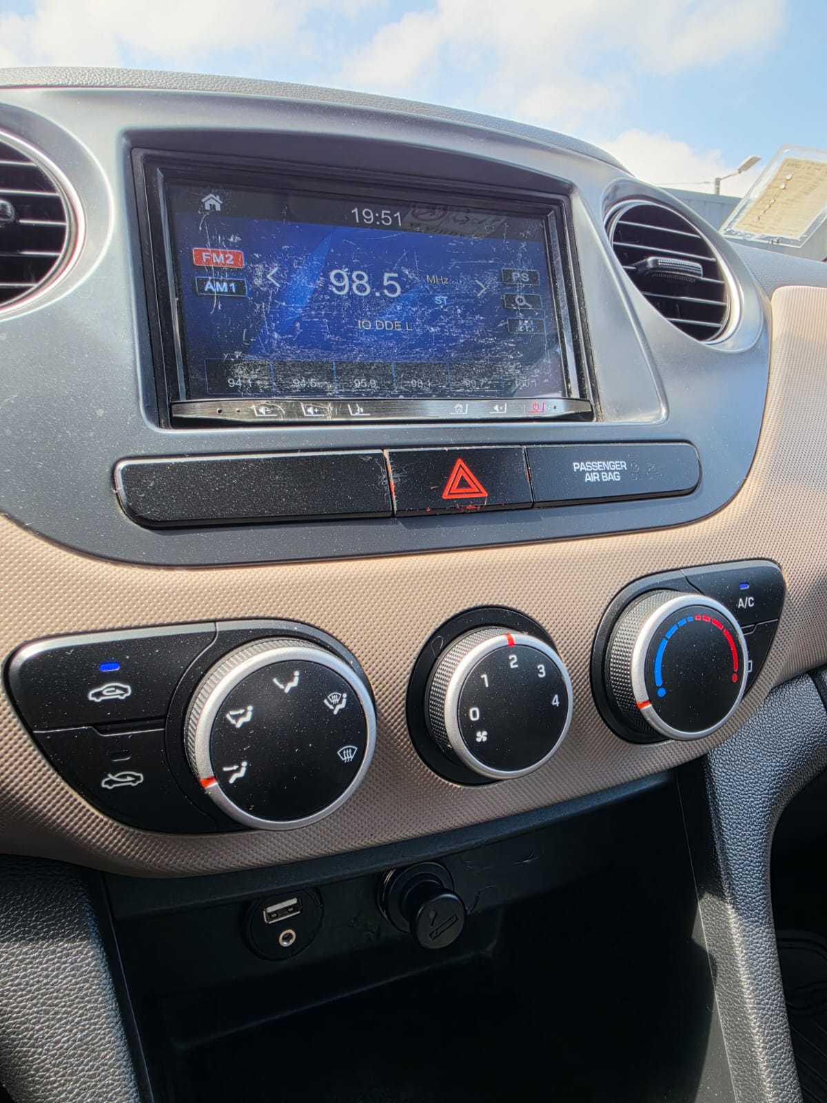 Hyundai Grand I10 — foto 7 de 40