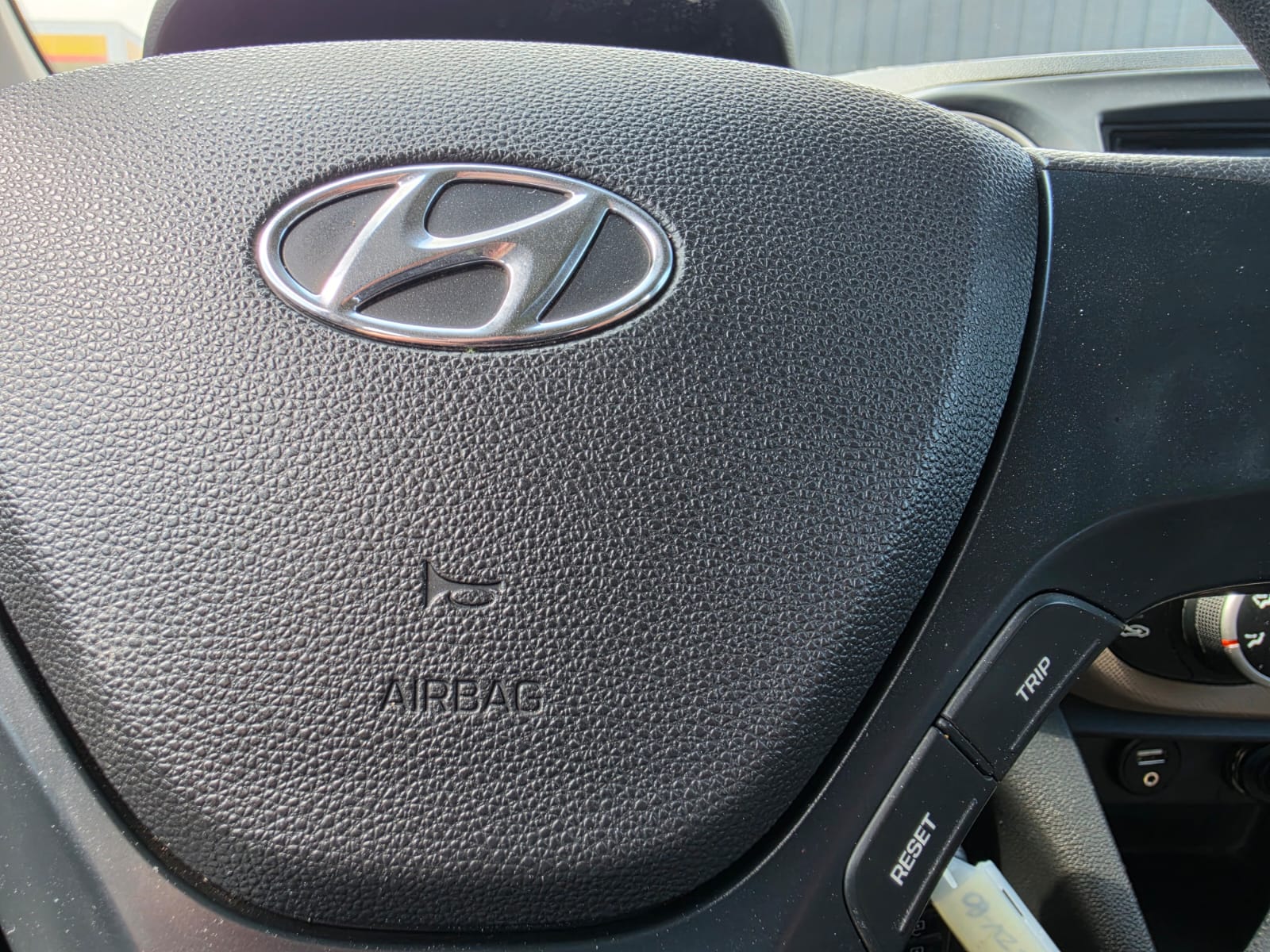 Hyundai Grand I10 — foto 3 de 40
