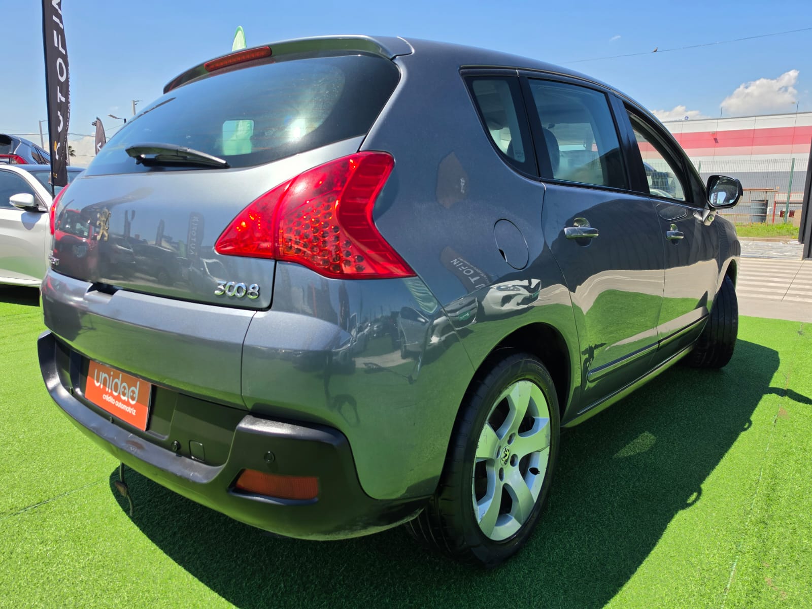 Peugeot 3008 — foto 8 de 33